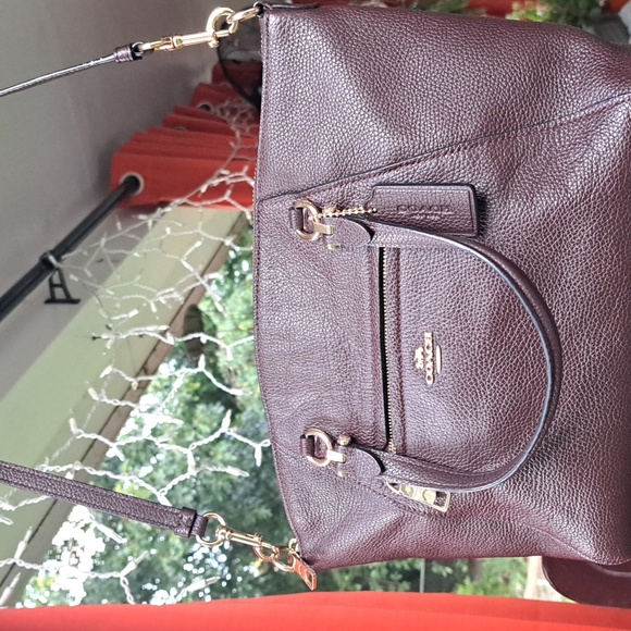 Coach Handbags - COACH Prairie Oxblood/Burgundy/Maroon Satchel/ Crossbody Like New Excellent Cond